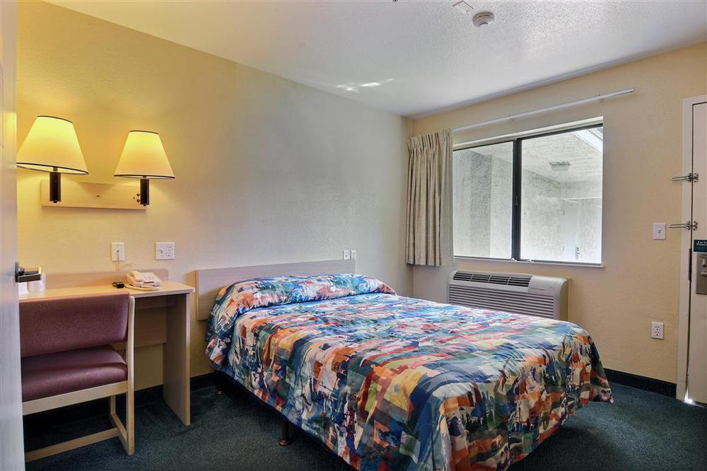 Motel 6-Kirkland, Wa - North Kirkland Quarto foto